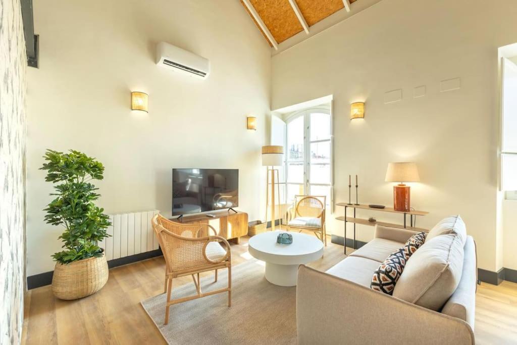 Apartment Pasaje Mallol Duplex By Valcambre Sevilla