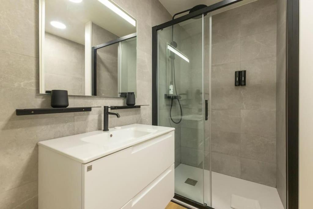 Apartment Pasaje Mallol Duplex By Valcambre Seville