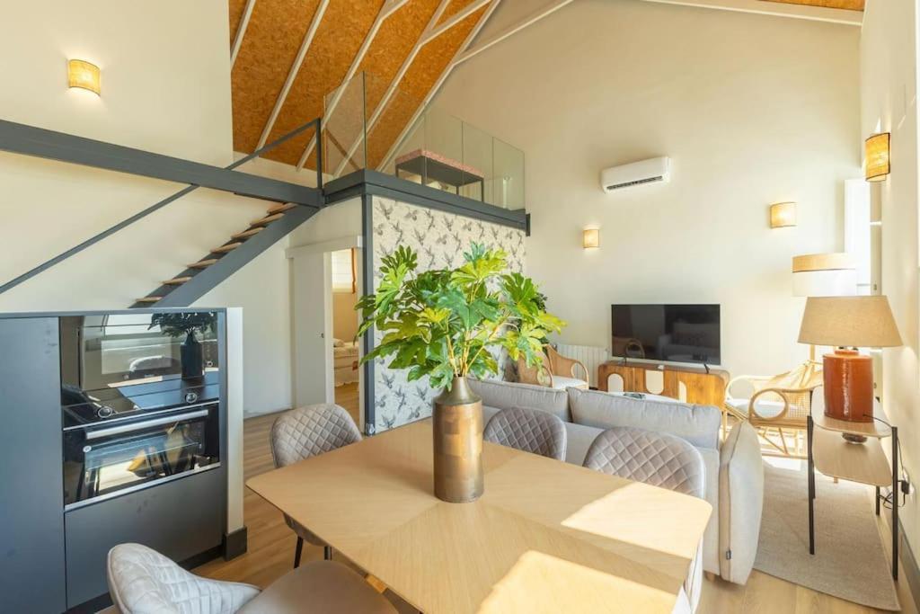 Apartment Pasaje Mallol Duplex By Valcambre *